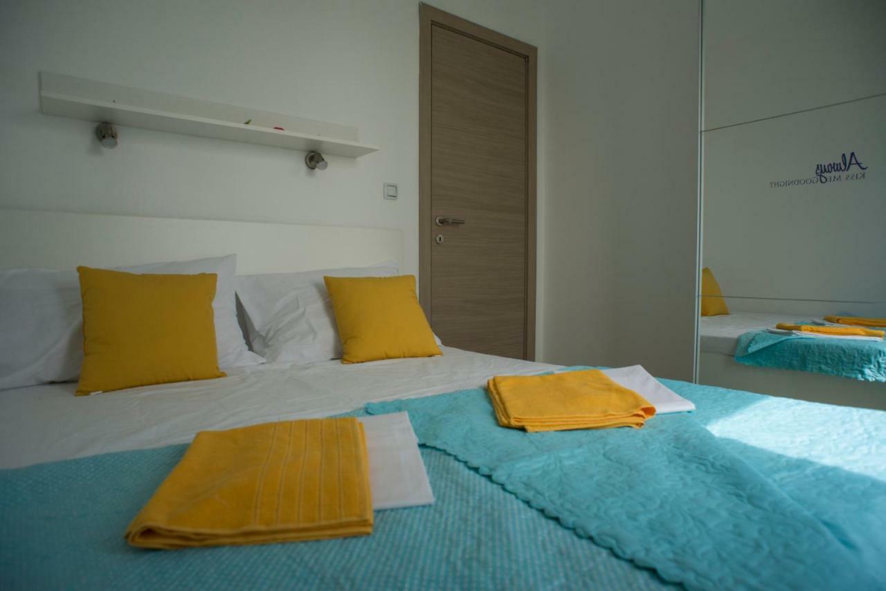 Apartments Svijet Mora 2 Povljana Esterno foto