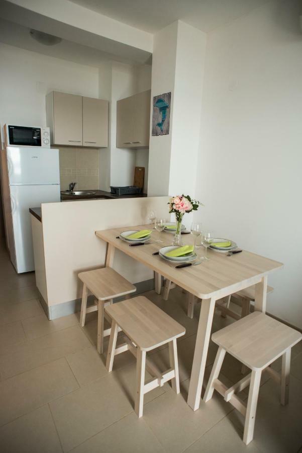 Apartments Svijet Mora 2 Povljana Esterno foto
